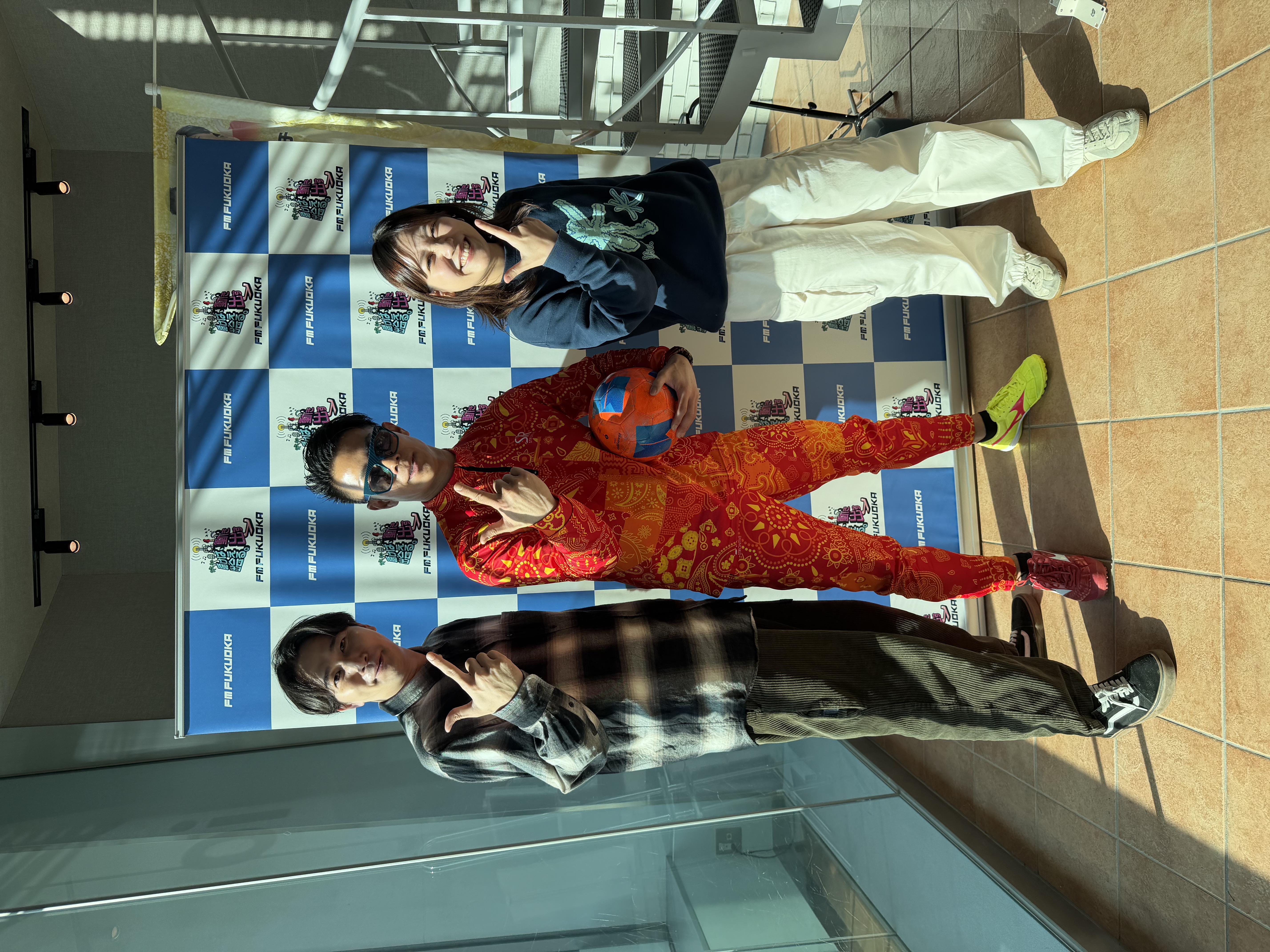 FM福岡に生出演！